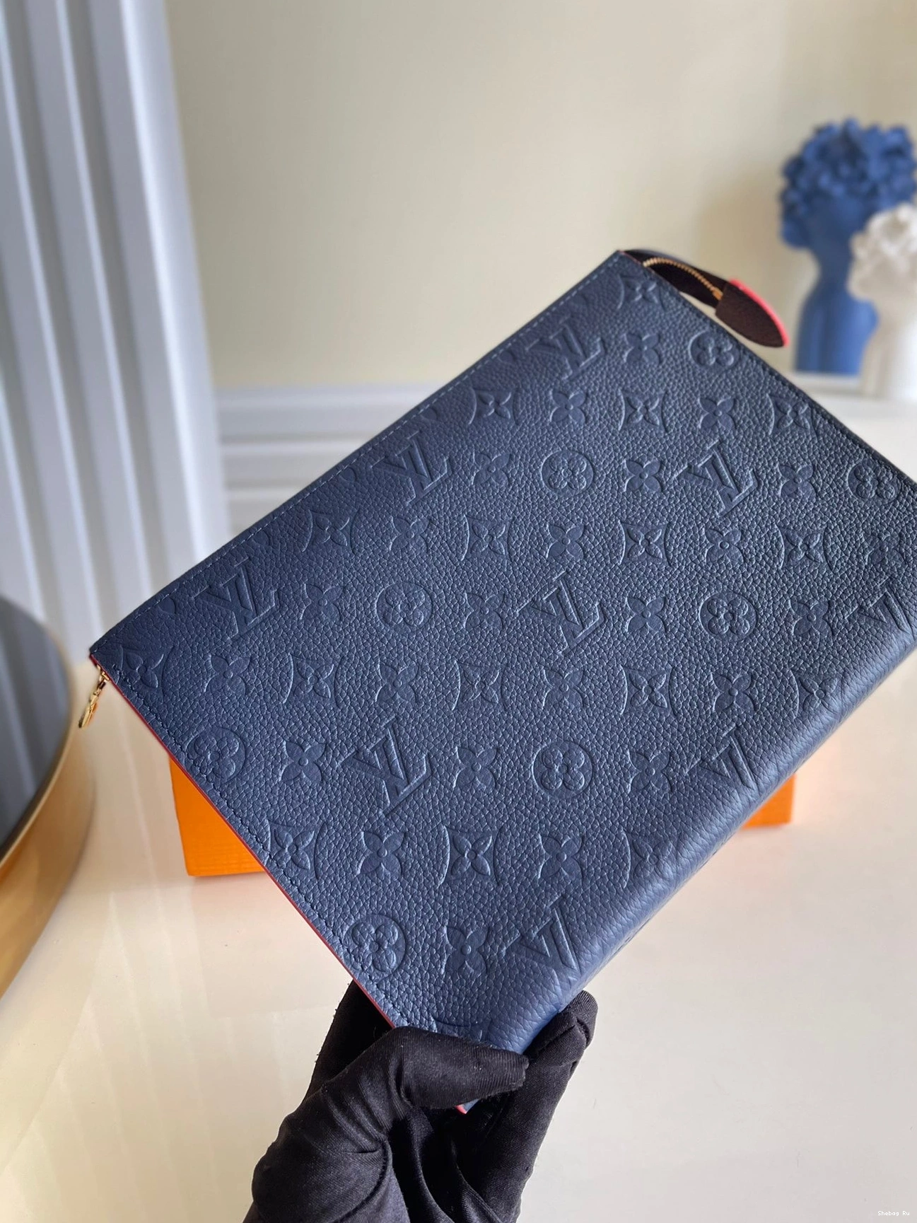 POCHETTE LOUIS VUITTON VOYAGE 0813
